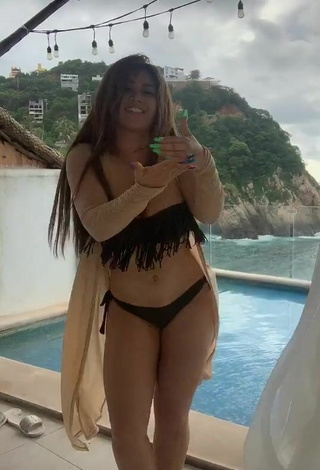 4. Sweetie Aracely Ordaz Campos in Black Bikini at the Swimming Pool