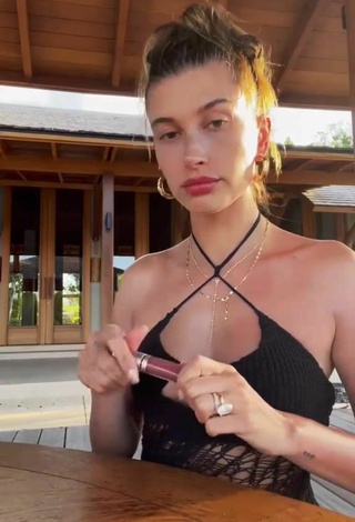 Sexy Hailey Bieber Shows Cleavage in Black Top