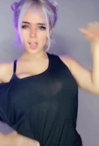 3. Cute Indi 2.0 in Black Top and Bouncing Boobs