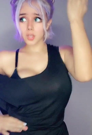 4. Cute Indi 2.0 in Black Top and Bouncing Boobs
