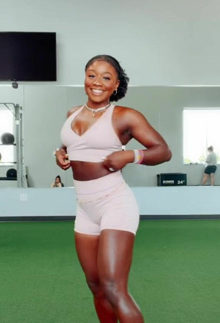 1. Sexy Aba Asante Shows Cleavage in White Sport Bra