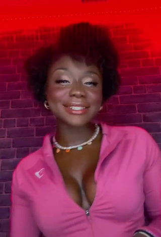 Sexy Aba Asante Shows Cleavage
