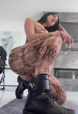 2. Hot Jailyne Ojeda Ochoa Shows Big Butt