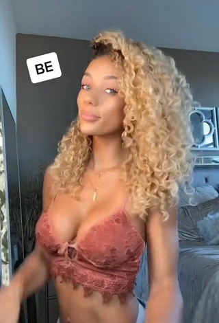 2. Sexy Jena Shows Cleavage in Bra