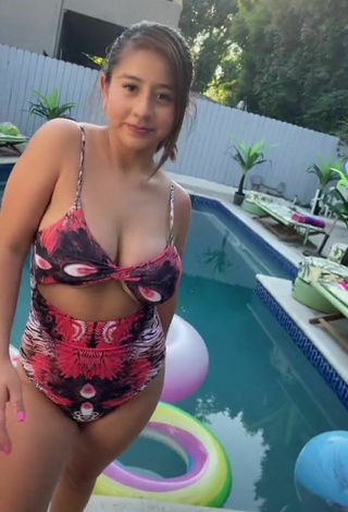 Sexy Baby J Shows Cleavage in Bikini at the Pool