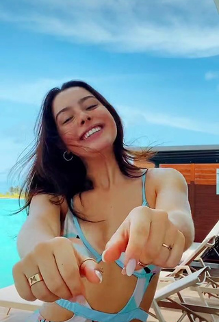 4. Sexy Júlia Franco in Swimsuit at the Swimming Pool