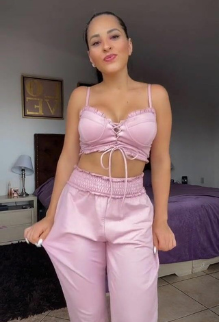3. Sexy Karla Bustillos Shows Cleavage in Pink Crop Top