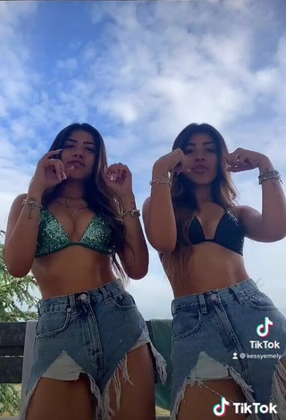 5. Cute Melissa & Cassandra Tejada Shows Cleavage in Bikini Top