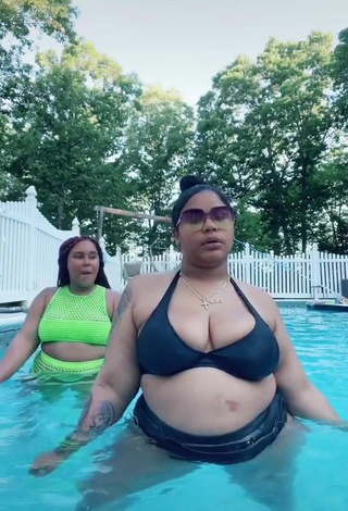 2. Sweetie Carol Acosta in Bikini at the Pool