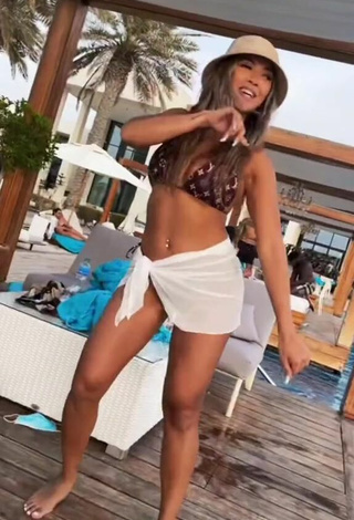 3. Sexy Liane Valenzuela in Bikini Top