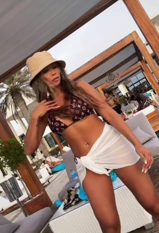 4. Sexy Liane Valenzuela in Bikini Top