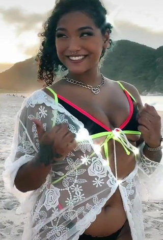 4. Hot Lisandra Barcelos in Black Bikini at the Beach