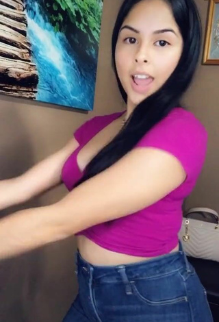 Sexy Lizeth Banda in Pink Crop Top