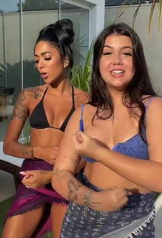 4. Hot Luiza Parente in Bikini Top