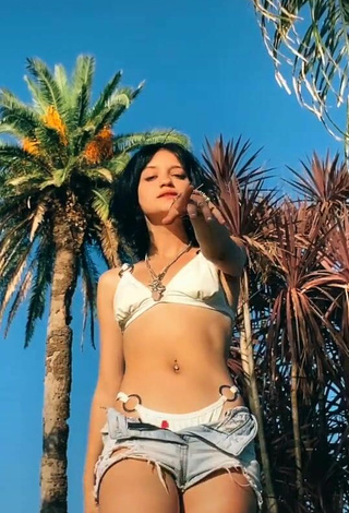 Sexy Luna Montes in White Crop Top