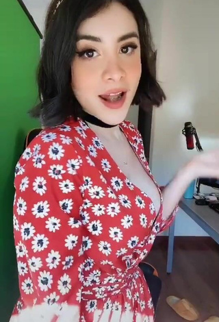 5. Sexy Machicayt in Floral Dress