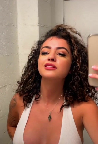5. Hot Malu Trevejo Shows Cleavage in White Top Braless