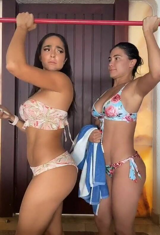2. Hottest Manelyk González in Bikini