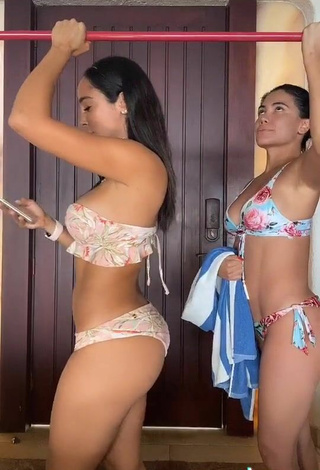 3. Hottest Manelyk González in Bikini