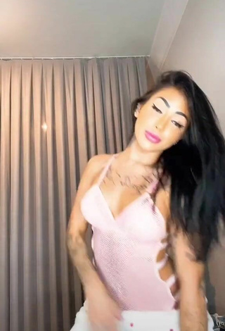 5. Sexy Mirella Fernandez in Pink Bodysuit