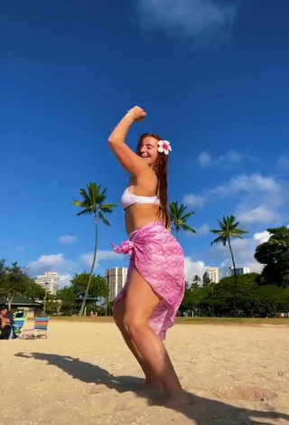 4. Pretty Mikaila Murphy in Bikini at the Beach while Twerking