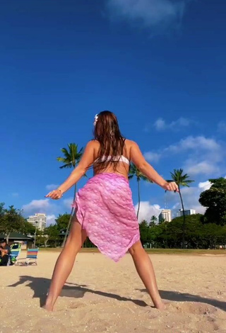 5. Pretty Mikaila Murphy in Bikini at the Beach while Twerking