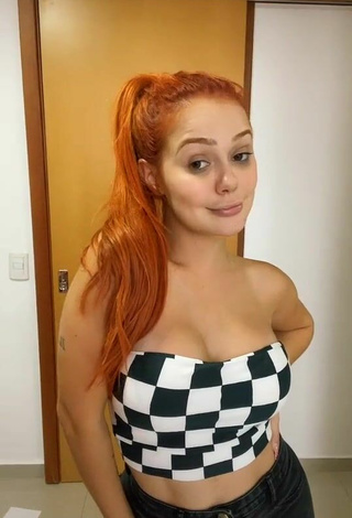 Sexy Mirela Janis Shows Cleavage in Checkered Tube Top