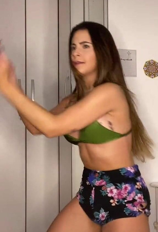 3. Erotic Nathalia Valente in Green Bikini Top