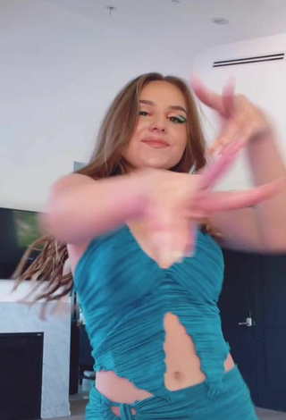 3. Sexy Piper Rockelle in Turquoise Crop Top