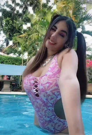 Cute Ana Daniela Martínez Buenrostro Shows Cleavage in Swimsuit at the Swimming Pool