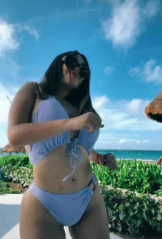 4. Hottie Ana Daniela Martínez Buenrostro Shows Cleavage in Purple Bikini