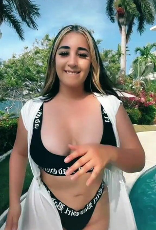 4. Sexy Ana Daniela Martínez Buenrostro Shows Cleavage in Black Bikini at the Swimming Pool