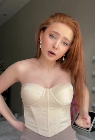 3. Beautiful riwww Shows Cleavage in Sexy Beige Corset