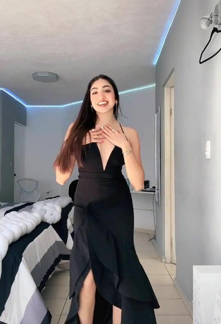 5. Sexy Rosalinda Salinas Shows Cleavage in Black Dress