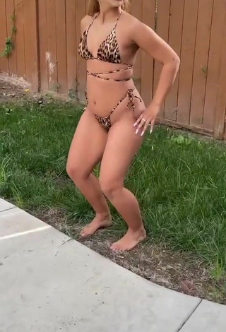 4. Sensual Sienna Mae Gomez in Leopard Bikini