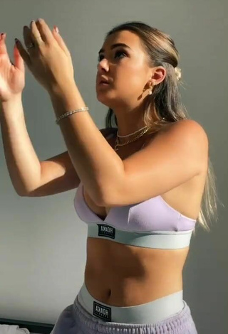 2. Sexy Sarah-Jade Bleau in Sport Bra and Boobs Bouncing
