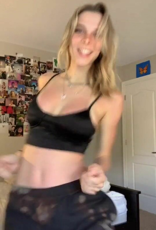 6. Sensual Ashley Matheson Shows Cleavage and Bouncing Tits