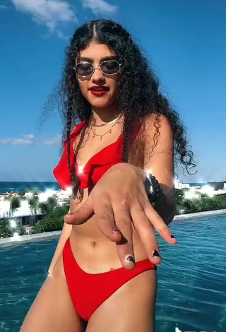 5. Hottie Sofia Mata in Red Bikini