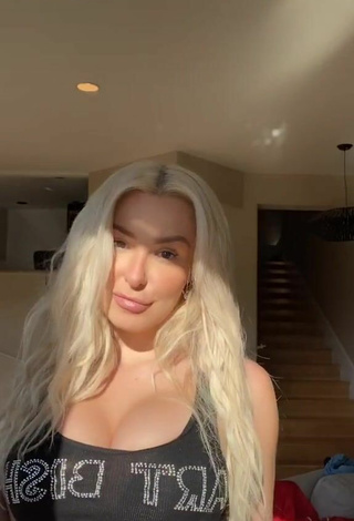 1. Alluring Tana Mongeau Shows Cleavage