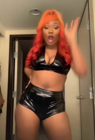 2. Sweetie Megan Thee Stallion Shows Cleavage