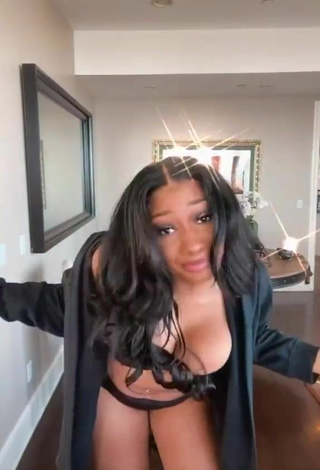 6. Hot Megan Thee Stallion Shows Cleavage