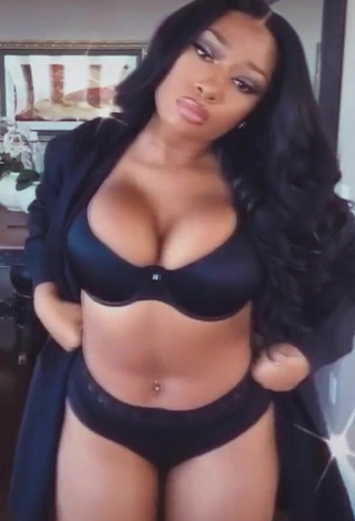 1. Sexy Megan Thee Stallion Shows Cleavage