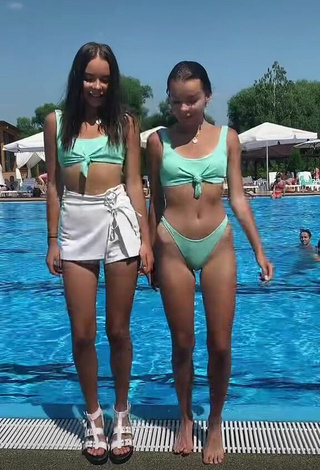 Sexy Katia & Nastia Shows Legs at the Swimming Pool