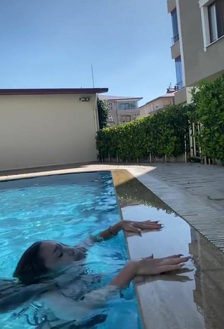 2. Sexy Özgür Balakar in Black Bikini in the Swimming Pool