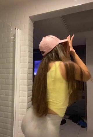 6. Cute Valeriya Bearwolf Shows Big Butt and Bouncing Boobs