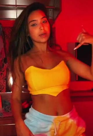 Sweetie Vanessa Lopes in Yellow Crop Top