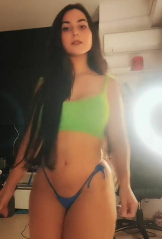 3. Hot Victoria Matosa Shows Big Butt