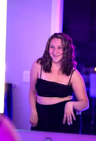 2. Sexy Brooklynne Webb in Black Crop Top and Tits Bouncing