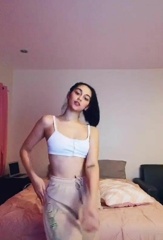 2. Sexy Zeinab Harake in White Crop Top