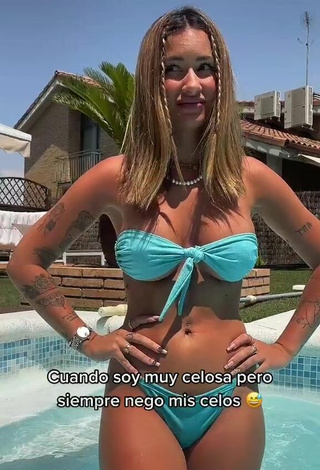 3. Cute Abril Cols in Turquoise Bikini at the Swimming Pool